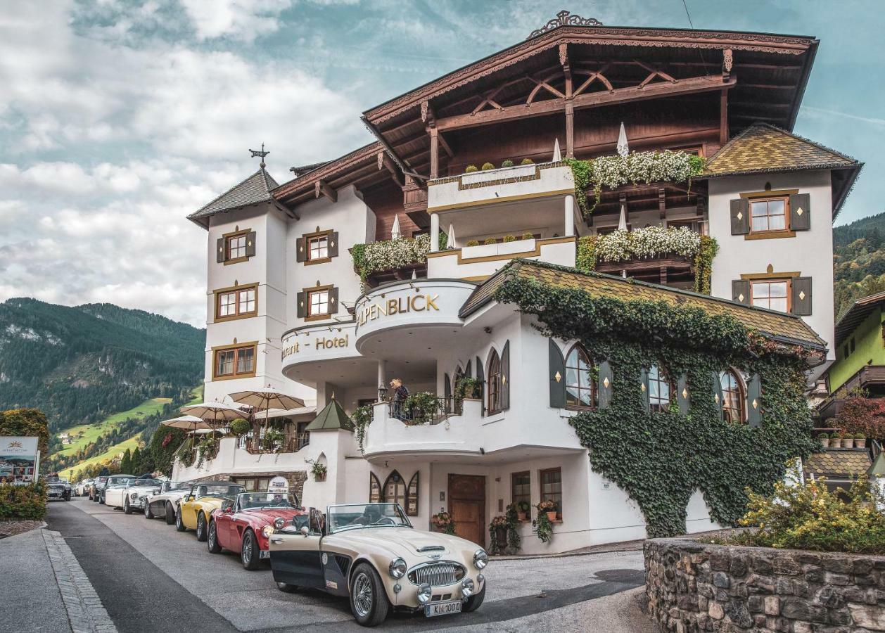 Hotel Alpenblick Zillertal Hippach Exterior photo